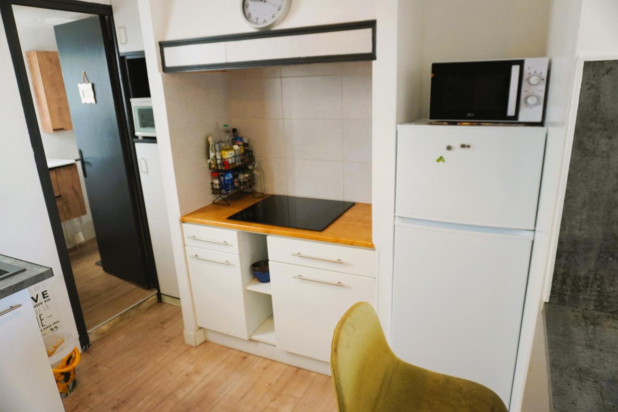 Family' Appart Narbonne Centre-Ville Clim Wi-Fi 2 Chambres ภายนอก รูปภาพ
